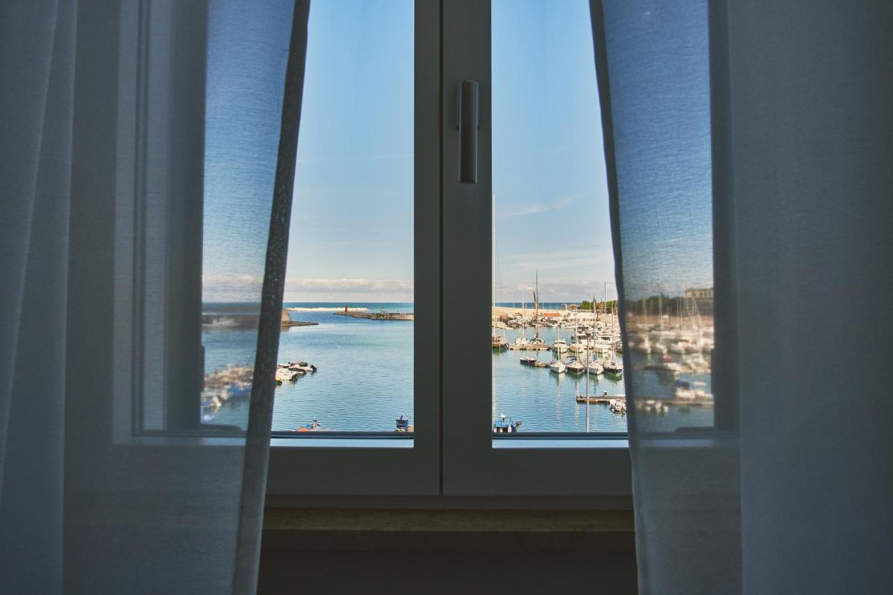 Miche Luxury Home - Appartamento Vista Mare A Трани Екстериор снимка