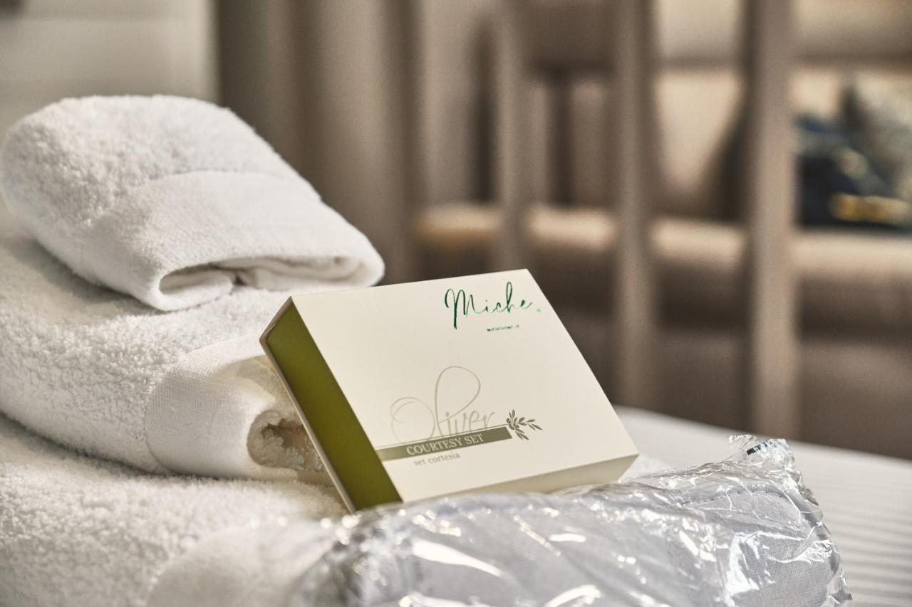 Miche Luxury Home - Appartamento Vista Mare A Трани Екстериор снимка